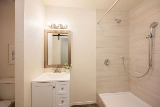 515 Sonora Avenue, El Granada, CA 94018
