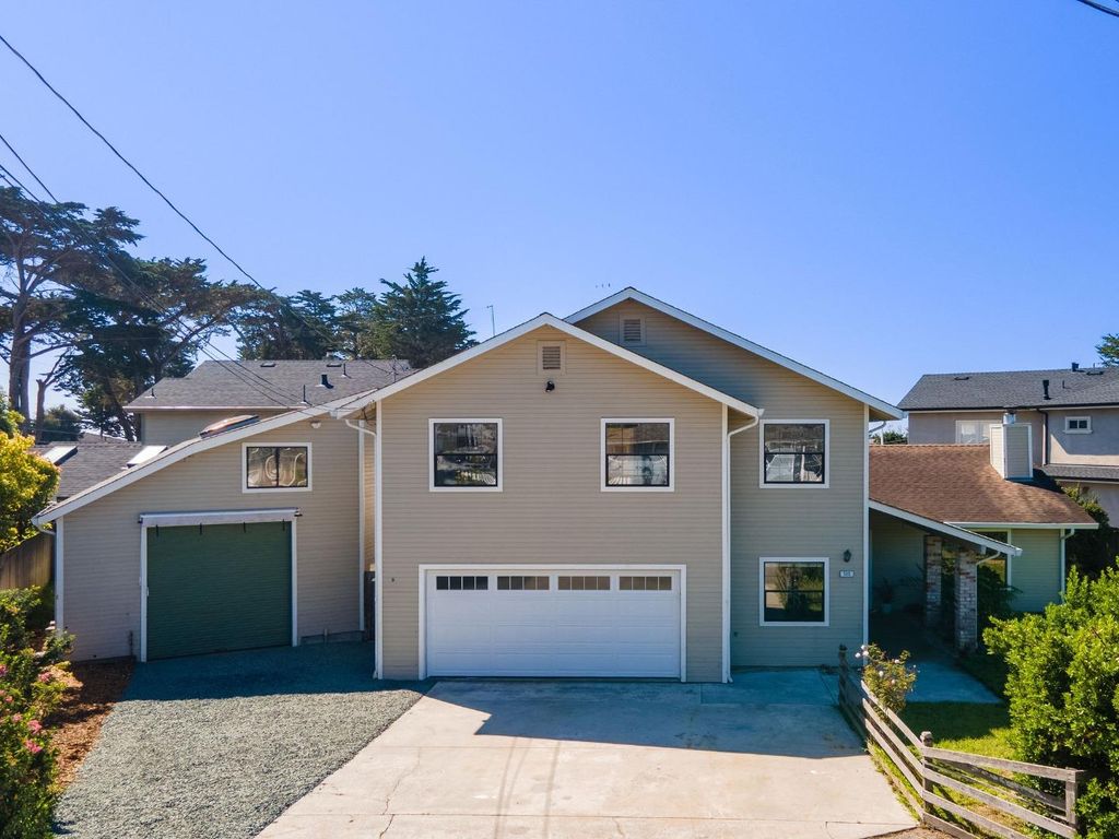 515 Sonora Avenue, El Granada, CA 94018