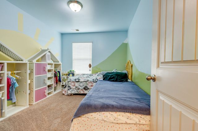 3939 Cannonsgate Ln, Murfreesboro, TN 37128