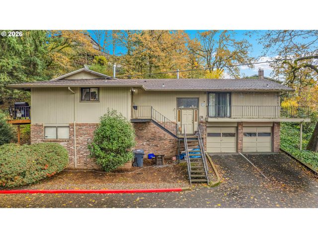 17788 WEBSTER Rd, Gladstone, OR 97027