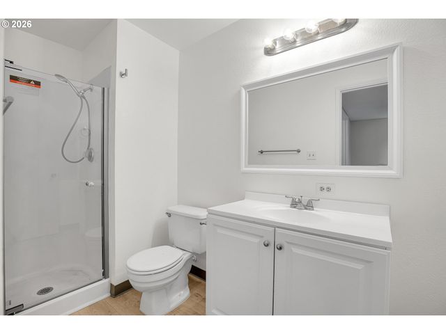 17788 WEBSTER Rd, Gladstone, OR 97027