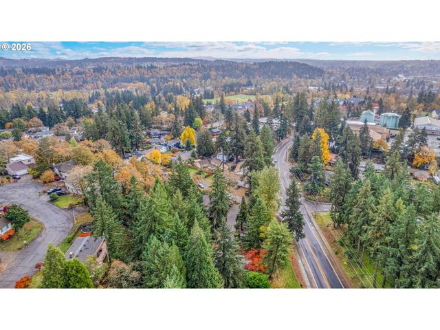 17788 WEBSTER Rd, Gladstone, OR 97027