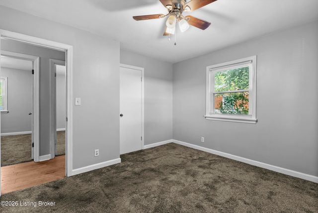 9115 Thompson Ln, Louisville, KY 40258