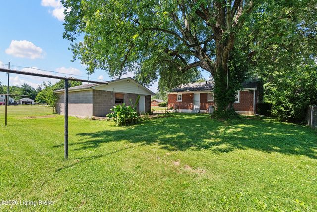 9115 Thompson Ln, Louisville, KY 40258