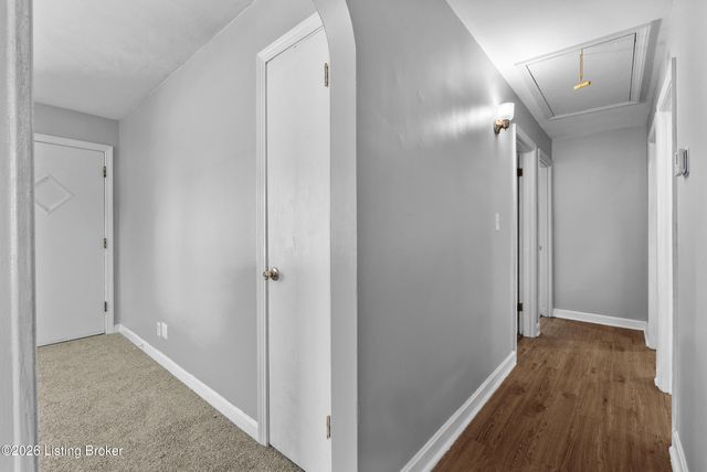 9115 Thompson Ln, Louisville, KY 40258