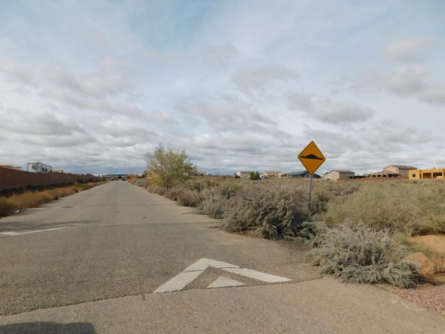 7213 Hapsburg Road NE, Rio Rancho, NM 87144