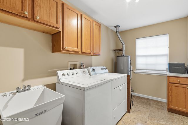 23 Pine Hollow Lane, Lakewood, NJ 08701