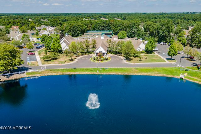 23 Pine Hollow Lane, Lakewood, NJ 08701