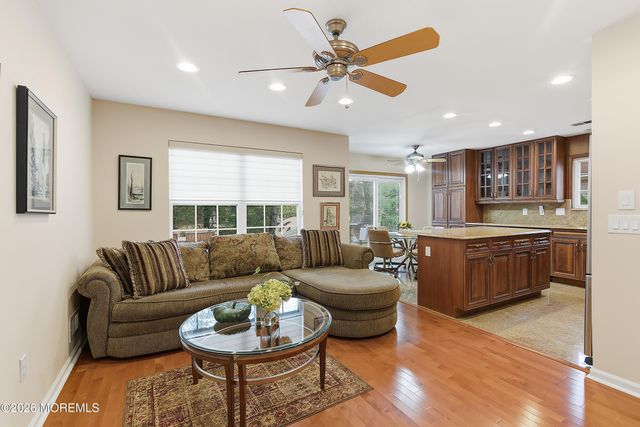 23 Pine Hollow Lane, Lakewood, NJ 08701