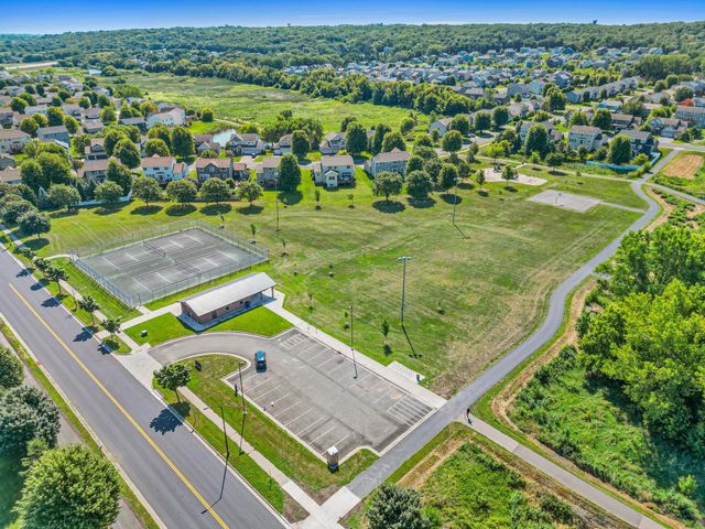 8421 Blazing Star Circle, Shakopee, MN 55379