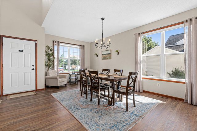 8421 Blazing Star Circle, Shakopee, MN 55379
