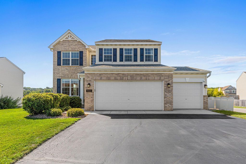 8421 Blazing Star Circle, Shakopee, MN 55379 — photo 2