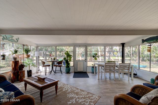 22 Cedar Street, Port Orange, FL 32127