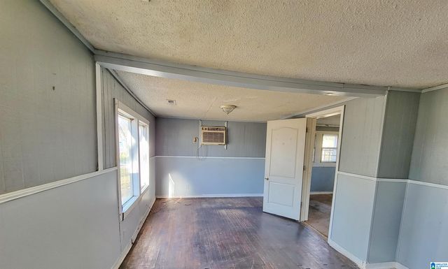 1609 34TH STREET SW, Birmingham, AL 35221