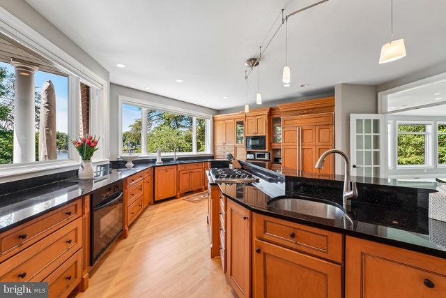 658 ROCK COVE LN, Severna Park, MD 21146