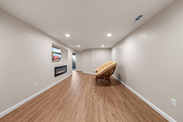 4401 Morris Lane, Bloomington, MN 55437