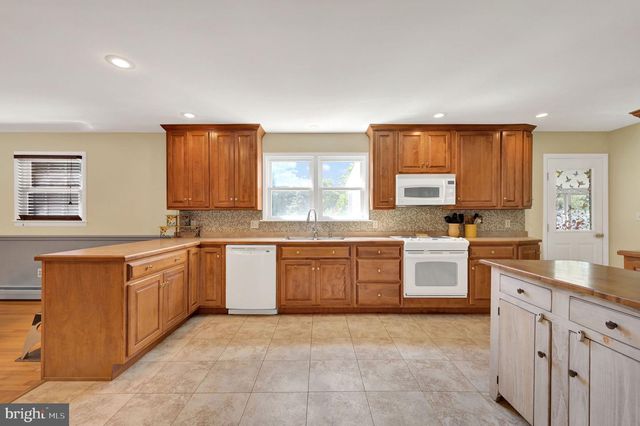 38 TINA DR, Dover, DE 19901