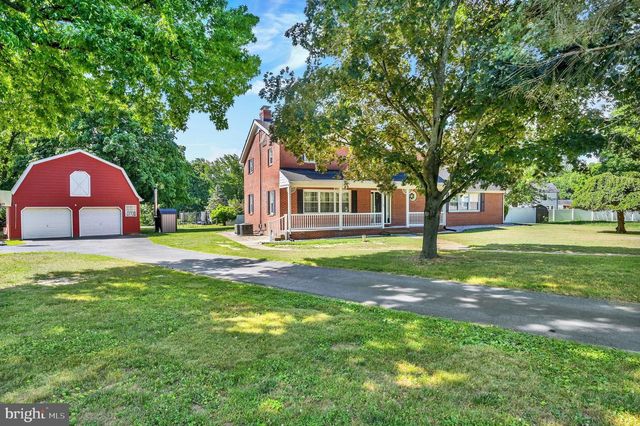 38 TINA DR, Dover, DE 19901