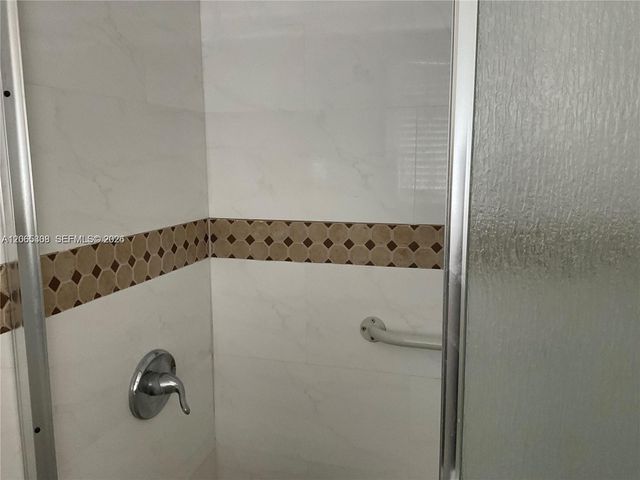 10178 Collins Ave 109, Bal Harbour, FL 33154
