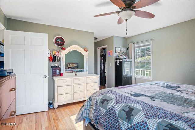 117 Middle Avenue, Cleveland, VA 24225