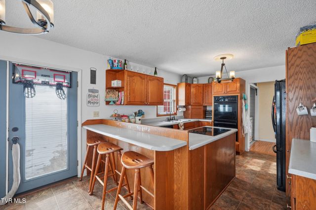 117 Middle Avenue, Cleveland, VA 24225