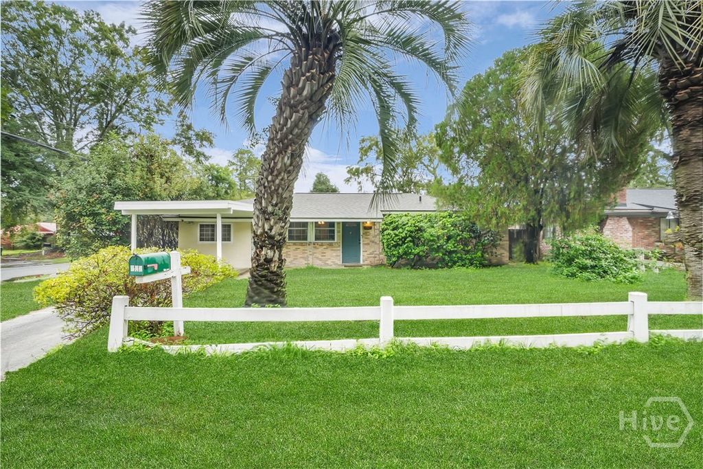 Image 1 of property listing at 202 Inglewood Drive, Savannah, GA 31406