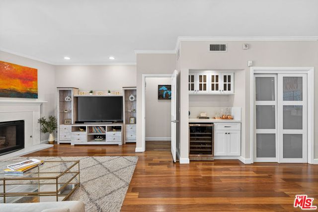 928 11th Street 2, Santa Monica, CA 90403