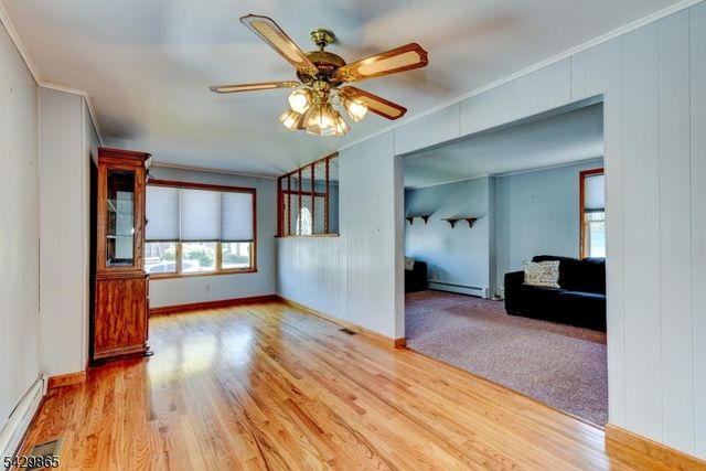 61 Yale St, Nutley Twp., NJ 07110