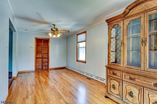 61 Yale St, Nutley Twp., NJ 07110