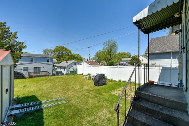 61 Yale St, Nutley Twp., NJ 07110