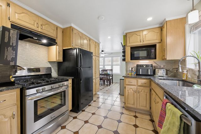 1060 Front Avenue, Saint Paul, MN 55103