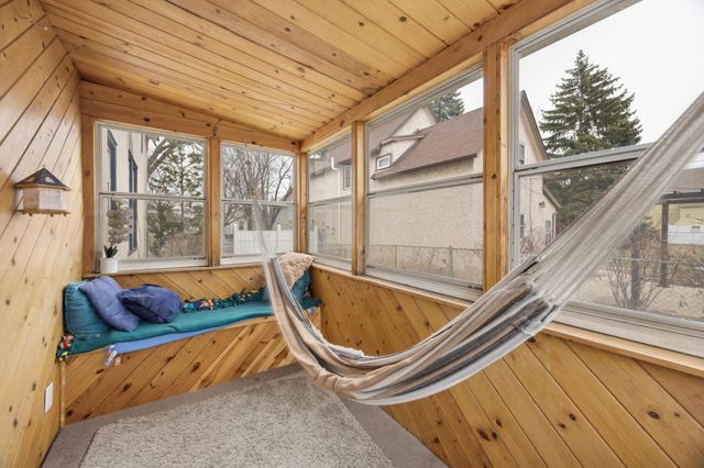 1060 Front Avenue, Saint Paul, MN 55103