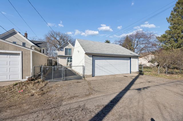 1060 Front Avenue, Saint Paul, MN 55103