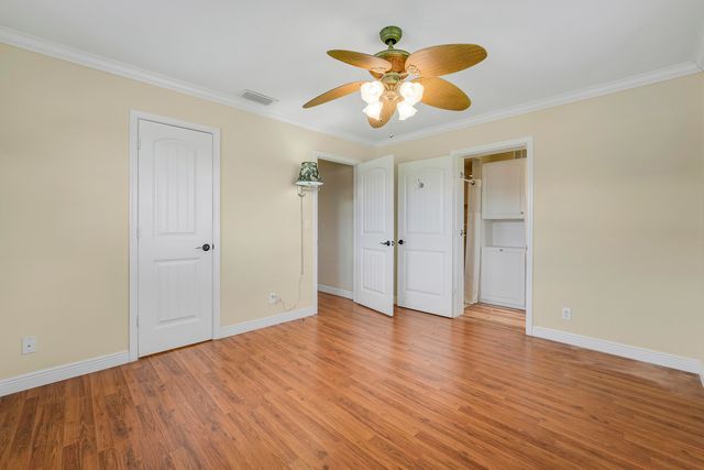 614 SW Golf Drive, Boynton Beach, FL 33426