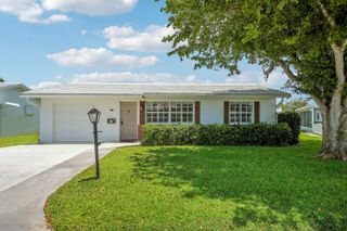 614 SW Golf Drive, Boynton Beach, FL 33426