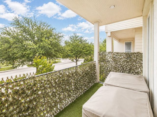 2320 Emancipation Avenue, Houston, TX 77004