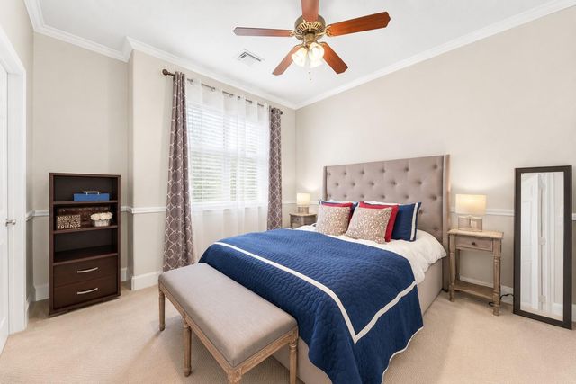 2320 Emancipation Avenue, Houston, TX 77004