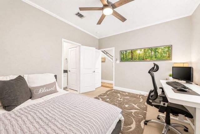 2320 Emancipation Avenue, Houston, TX 77004