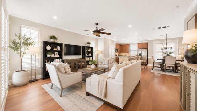 2320 Emancipation Avenue, Houston, TX 77004