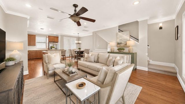 2320 Emancipation Avenue, Houston, TX 77004
