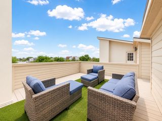 2320 Emancipation Avenue, Houston, TX 77004