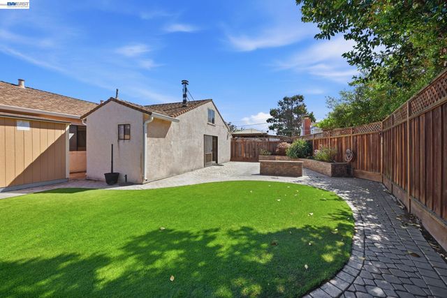 1738 Via Buena Vis, San Lorenzo, CA 94580