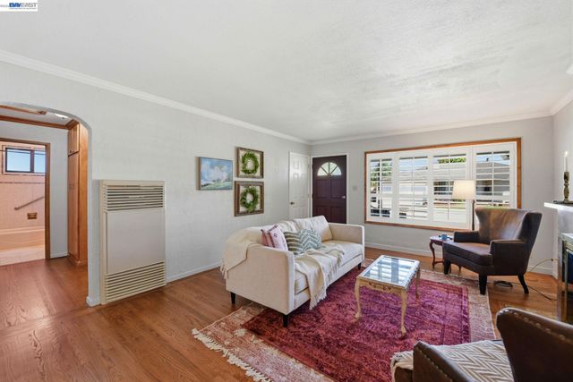 1738 Via Buena Vis, San Lorenzo, CA 94580