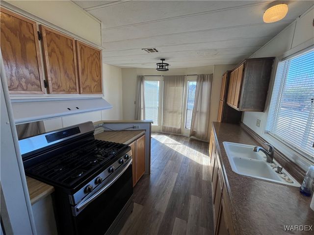 2735 E Suffock Avenue, Kingman, AZ 86409