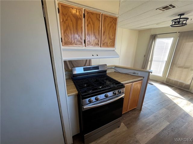 2735 E Suffock Avenue, Kingman, AZ 86409