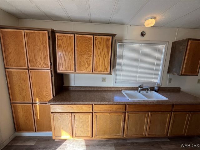 2735 E Suffock Avenue, Kingman, AZ 86409