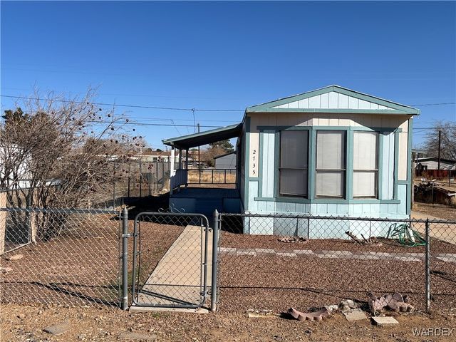 2735 E Suffock Avenue, Kingman, AZ 86409