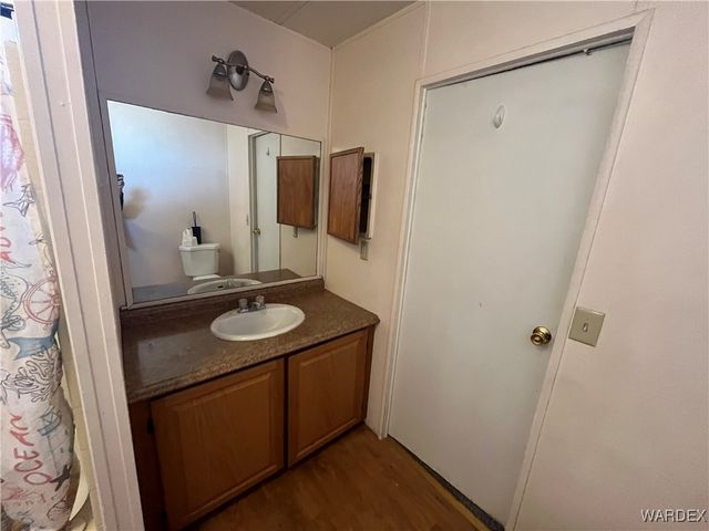 2735 E Suffock Avenue, Kingman, AZ 86409