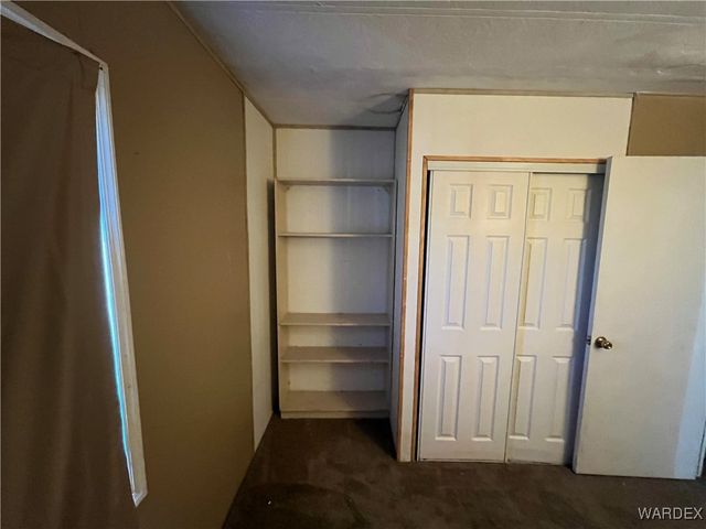 2735 E Suffock Avenue, Kingman, AZ 86409