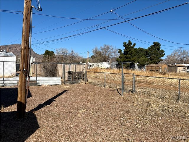 2735 E Suffock Avenue, Kingman, AZ 86409